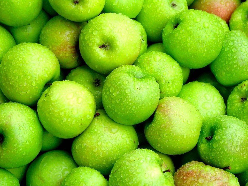 Green Apple Sangria | Tapa Toro